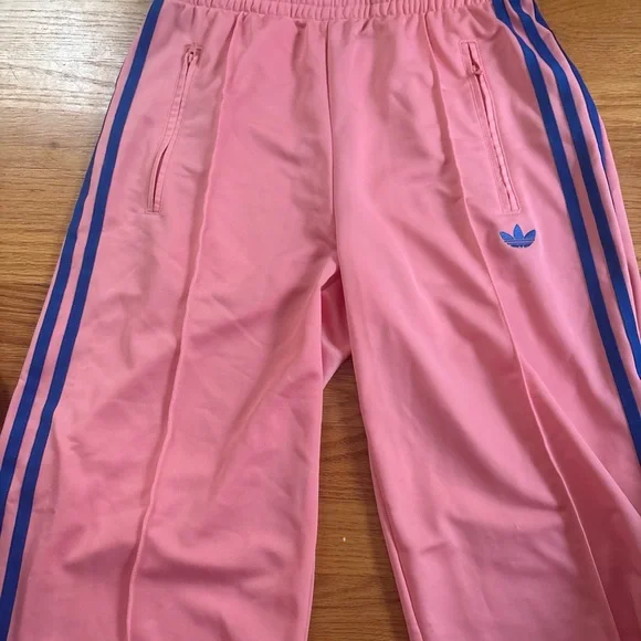 adidas Pink Sweatpants with Blue Three-Stripes - Picture 3 of 5